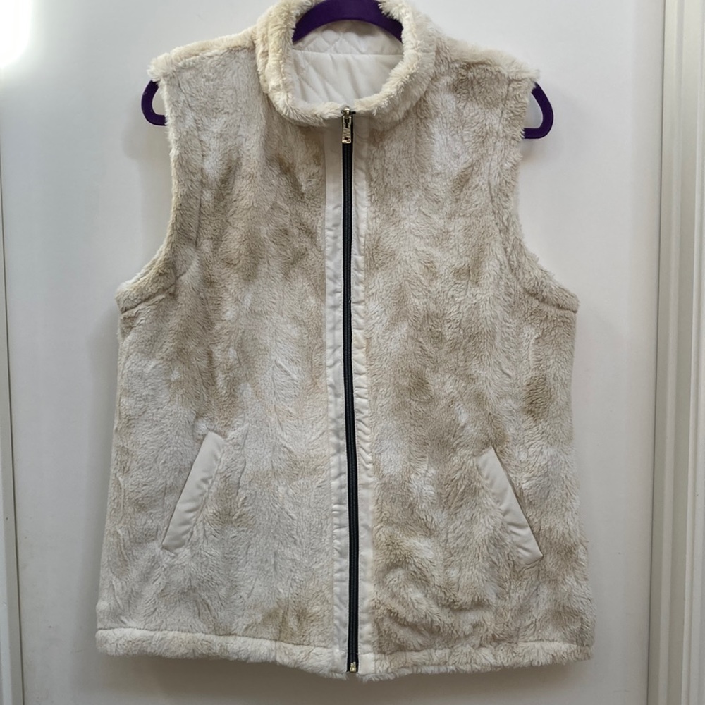 Reversible Soft White and Light Tan Vest L/XL